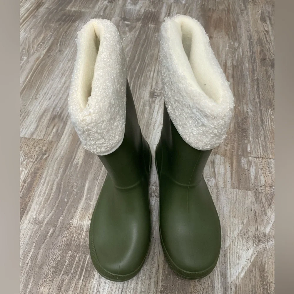 Girls Green Rubber Boots with Cream Fleece Lining Size 3 New No Box